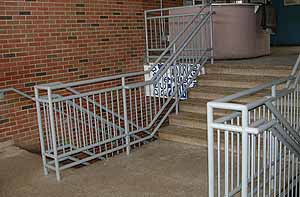 Plymouth high railing detail